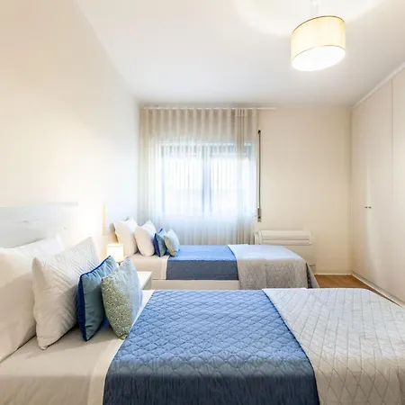 Iris - Minho's Guest Braga