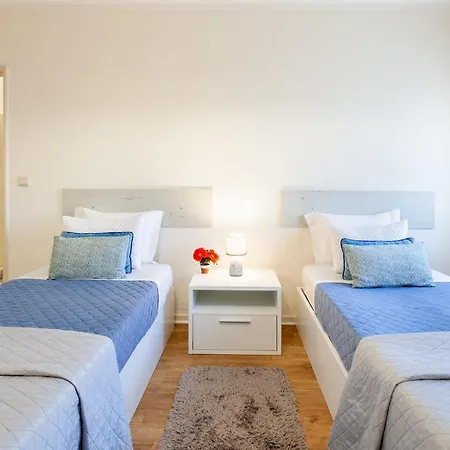 Iris - Minho's Guest * براغا