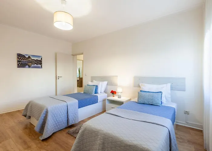 Iris - Minho's Guest Apartament Braga