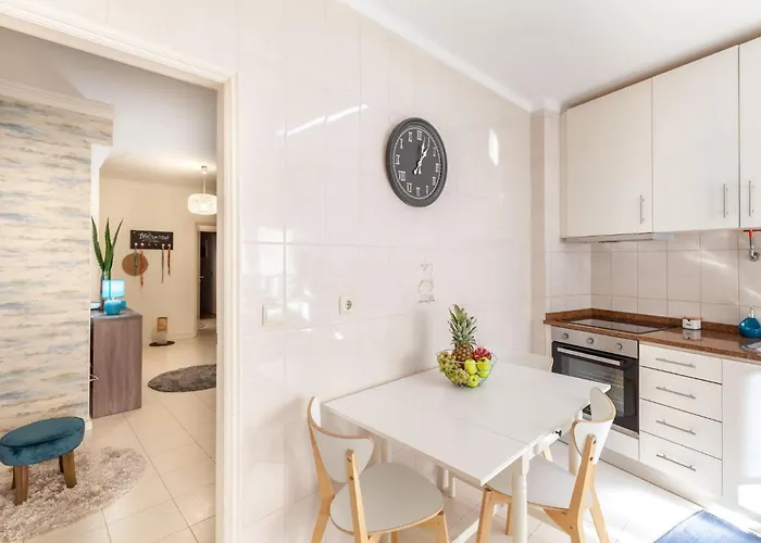 Iris - Minho's Guest Braga